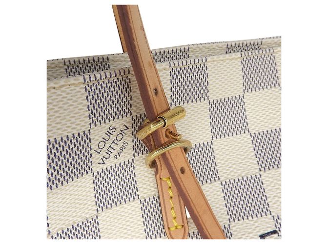 Borsa Tote Cabas PM Damier Azur di Louis Vuitton - vista 6