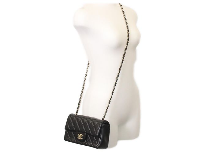 Timeless Borsa a Spalla Mini Matelassé in Pelle di Agnello Chanel Nero - vista 14