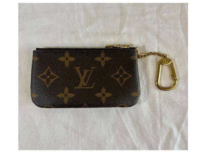 Pochette Clés "Paris Animation" de Louis Vuitton – Edición Limitada Castaño - vista 2