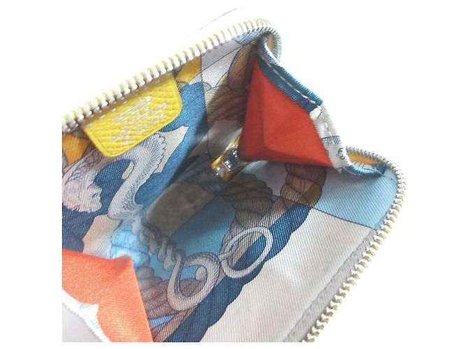 Hermès Monedero de seda Azap Mini HERMES Amarillo - view 4