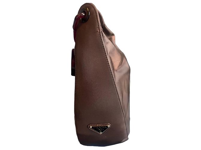 Borsa a mano Prada in nylon marrone scuro - vista 2