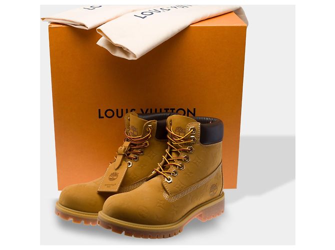 Scarpa LOUIS VUITTON in Camoscio Beige - 103418 - vista 2