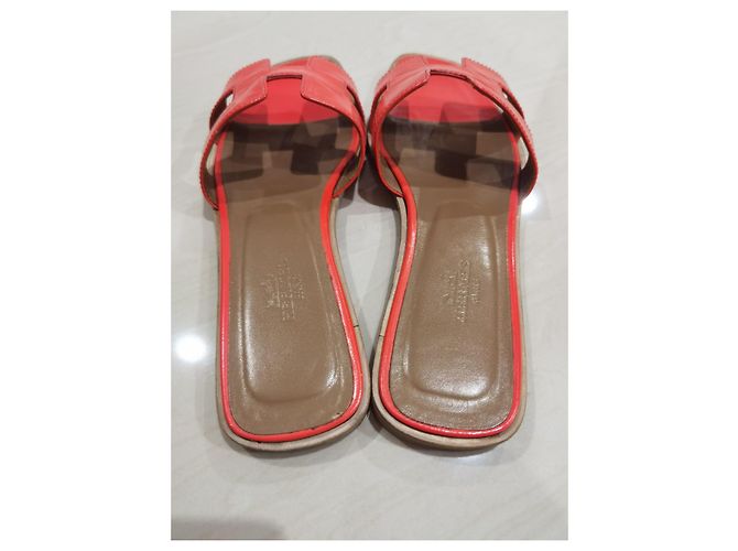 Sandali Hermès Oran in pelle verniciata rossa 36 Rosso - vista 6