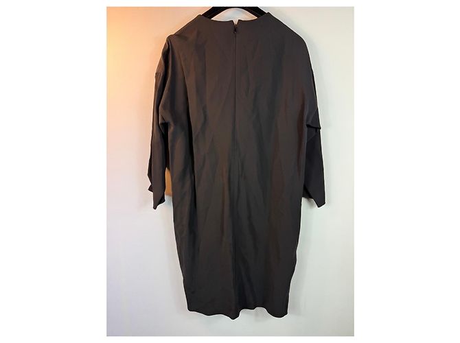 Céline Schwarzes Viskosemischkleid von Celine mit Knopfdetail - Ansicht 4