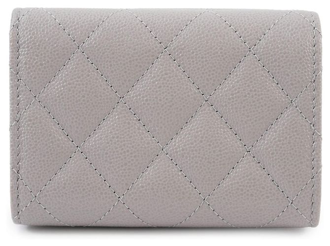Billetera compacta de piel de caviar Chanel con tres pliegues Gris - vista 3