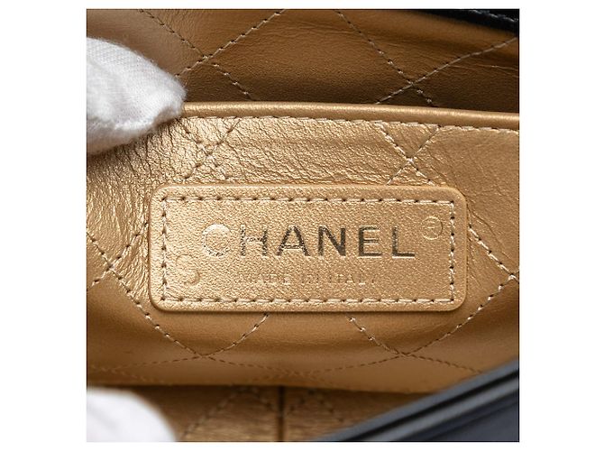 Sac à bandoulière en cuir d'agneau noir Chanel Lucky Charms - vue 5