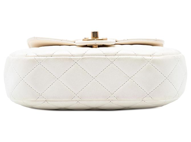 Chanel Weißes CC gesteppte Lammleder Handtasche - Ansicht 3