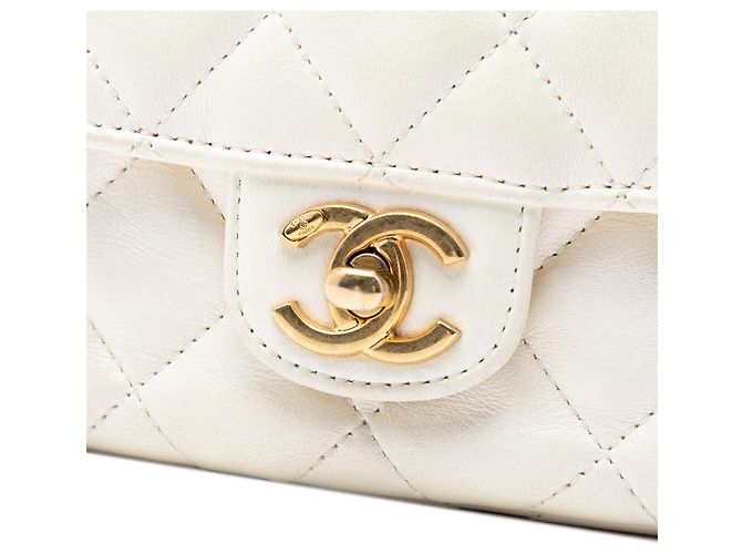 Chanel Weißes CC gesteppte Lammleder Handtasche - Ansicht 5