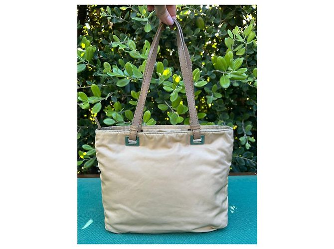 Bolsa Prada em nylon bege - vista 6