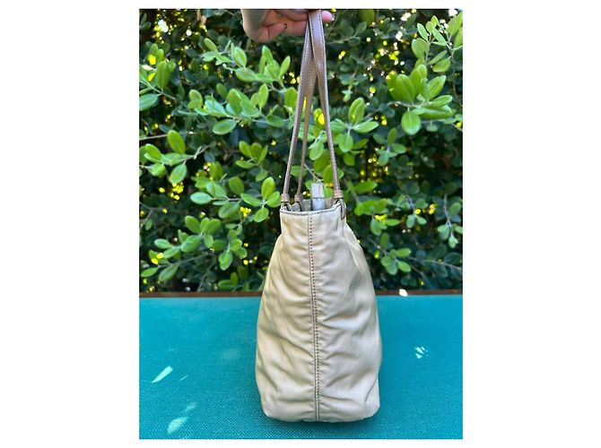 Bolsa Prada em nylon bege - vista 7