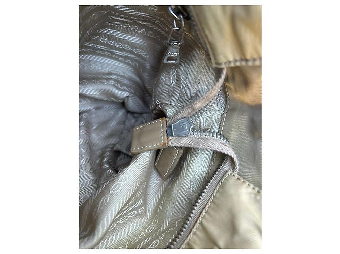 Bolsa Prada em nylon bege - vista 8