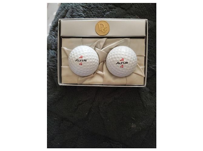 Bolas de golf Christian Dior Blanco Gold hardware - vista 3