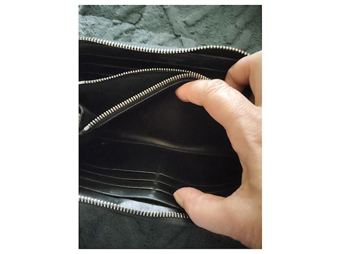 Givenchy Schwarze Lackleder-Zip-Geldbörse - Ansicht 4