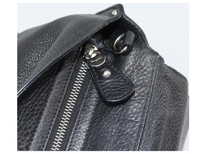Borsa a mano in pelle nera e argento Gancini di Salvatore Ferragamo Auth bs34239 Nero - vista 19
