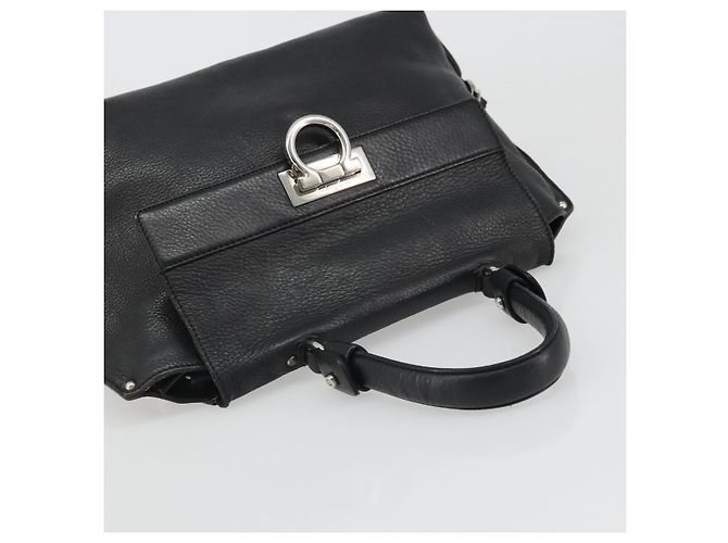 Borsa a mano in pelle nera e argento Gancini di Salvatore Ferragamo Auth bs34239 Nero - vista 6