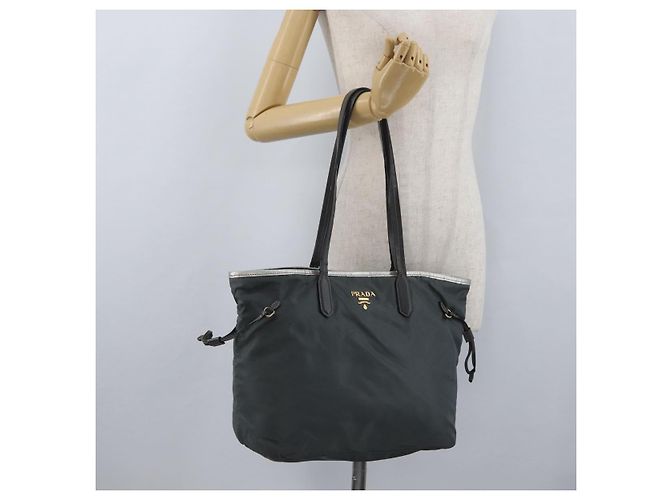Borsa Tote PRADA in nylon grigio oro Auth 174553 Marrone D'oro - vista 22
