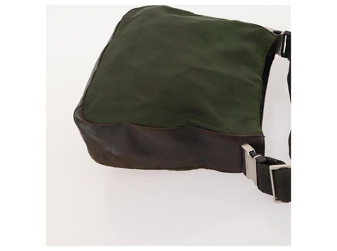 Borsa sportiva PRADA in nylon 4 pezzi marrone khaki Auth YKZ430 Cachi - vista 16