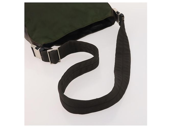 Borsa sportiva PRADA in nylon 4 pezzi marrone khaki Auth YKZ430 Cachi - vista 17