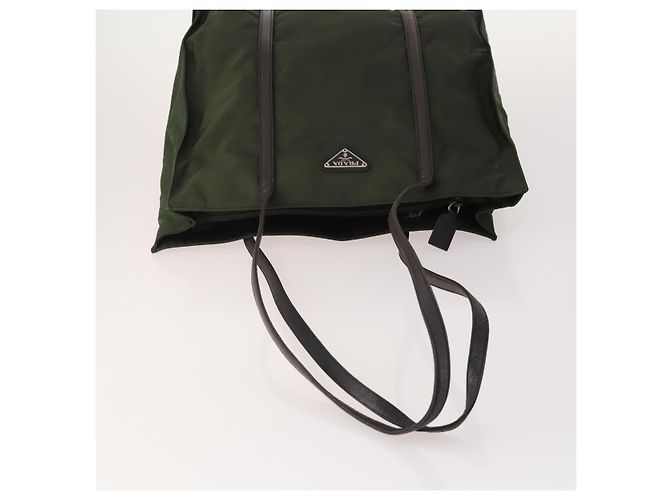 Borsa sportiva PRADA in nylon 4 pezzi marrone khaki Auth YKZ430 Cachi - vista 5