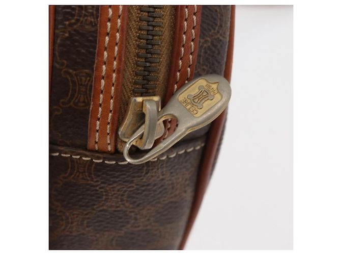 Céline Borsa a Spalla in Tela Macadam CELINE in Pelle PVC Marrone Oro Auth ka3558A D'oro - vista 10