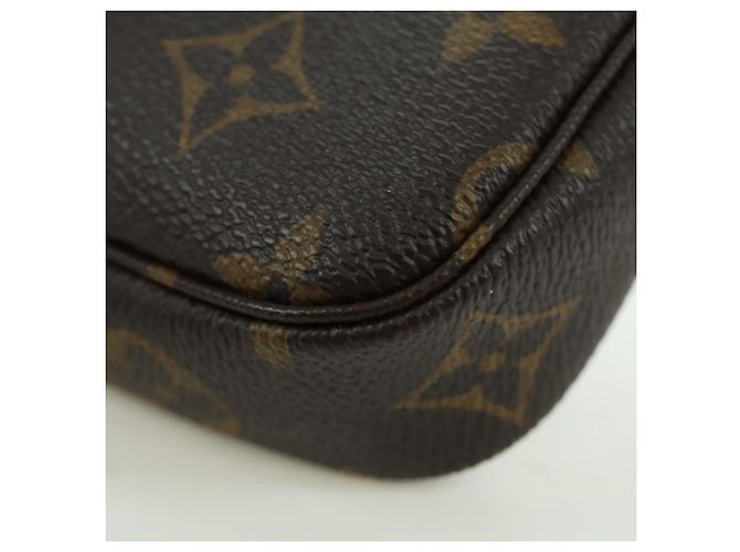 LOUIS VUITTON Monogram Vivienne Mini Pochette Accesorios M81633 Auth YKZ562SAM Monograma - vista 18