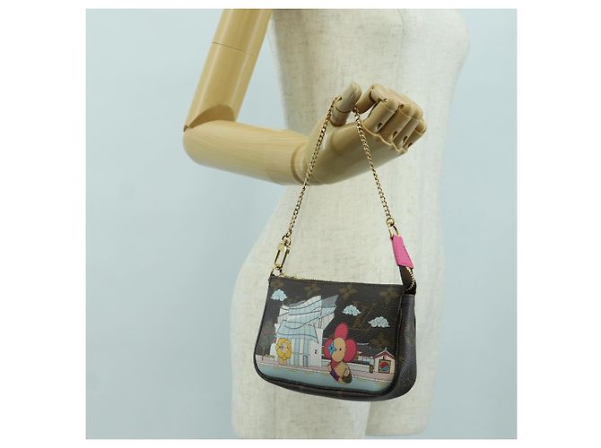 LOUIS VUITTON Monogram Vivienne Mini Pochette Accesorios M81633 Auth YKZ562SAM Monograma - vista 24