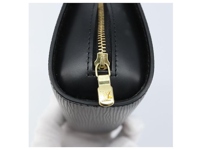 LOUIS VUITTON Pochette Dauphine PM Epi Nera M48442 LV Auth YKZ246 Nero - vista 8
