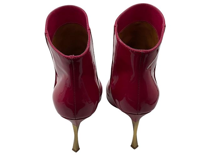 Valentino Garavani Botines de charol rosa intenso con punta afilada Valentino - vista 5