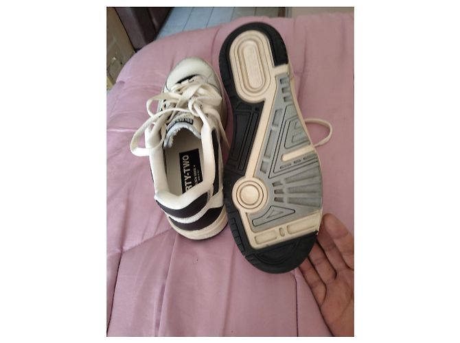 Golden Goose Sneakers basse in pelle bianca e camoscio Nero Bianco Grigio - vista 5