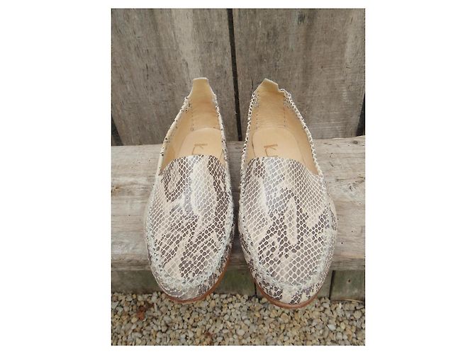 K Jacques Loafers Beige Python Style Leather - view 4