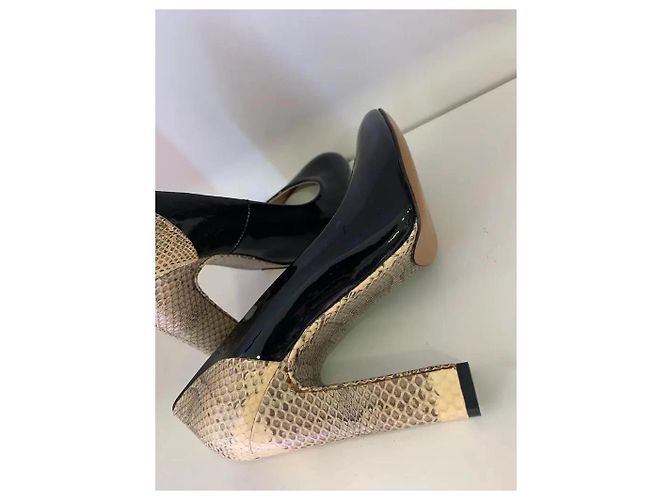 Chloé High Heels aus schwarzem Lackleder mit Schlangenmuster Gr. 36 - Ansicht 6