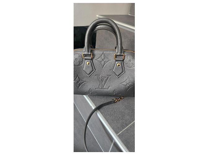 Louis Vuitton Borsa Bandoulière Speedy 20 Grigio - vista 3