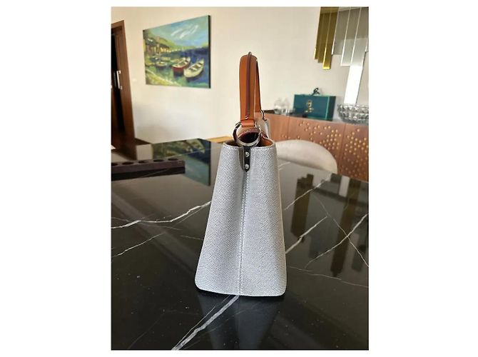 Capucines Borsa Louis Vuitton Capucine Grigia Grigio - vista 7