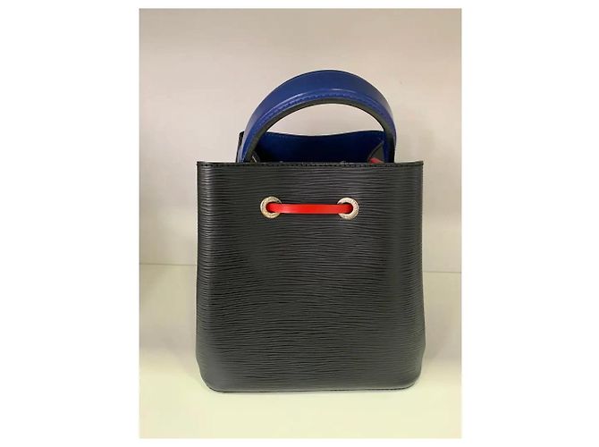 Néonoé Louis Vuitton Néonoè BB Borsa a Secchiello in Pelle Epi Nera Nero - vista 4