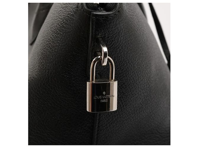 Louis Vuitton Triângulo Alta Marroquinaria Preto - vista 4