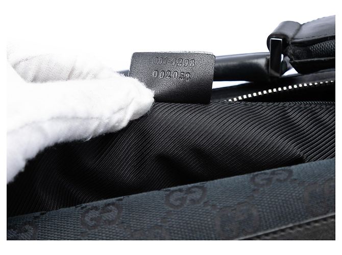 Borsa a spalla Gucci in tela GG nera Nero - vista 6