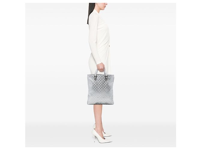 Tote Vertical GG Plateado de Gucci Plata - vista 7