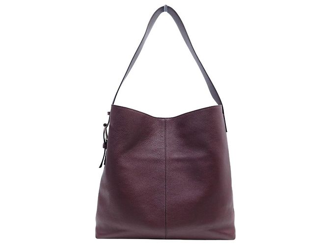 BOLSO ALEXANDER MCQUEEN T-BAR SLING DE CUERO TEXTURIZADO BURDEOS - vista 16