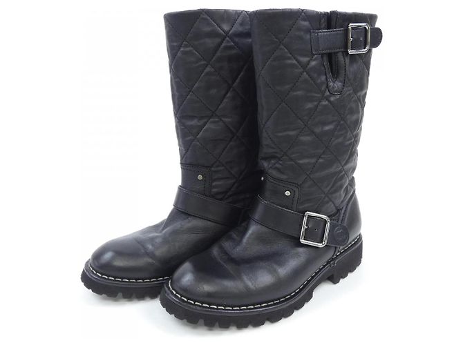 Timeless Stivali in shearling Chanel Nero - vista 3