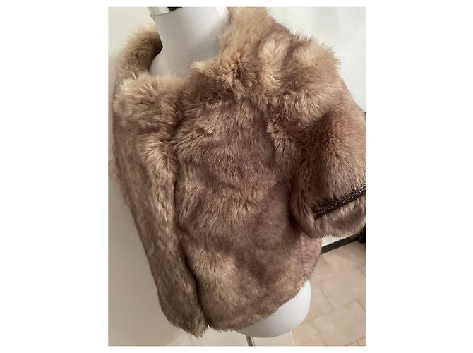 Wunderschöner Kunstpelz-Mink-Effekt-Cape PATRIZIA PEPE Beige - Ansicht 7