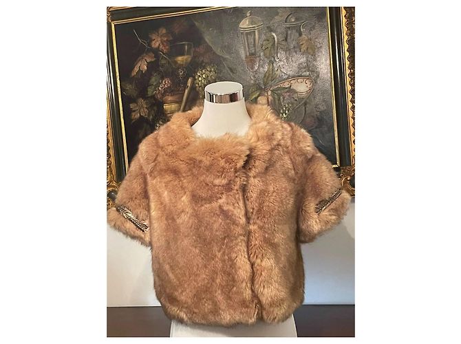 Wunderschöner Kunstpelz-Mink-Effekt-Cape PATRIZIA PEPE Beige - Ansicht 8