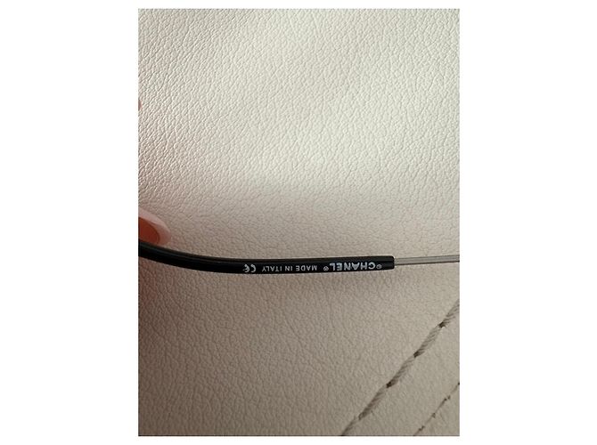Óculos de sol Chanel em metal cinza com logo CC Metálico Azul claro - vista 20