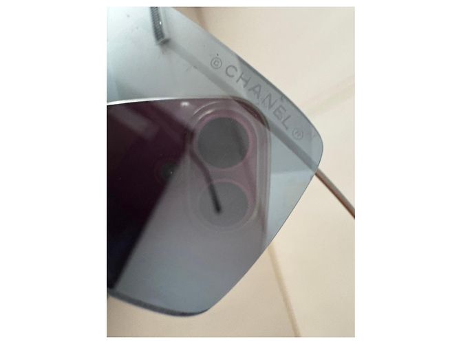 Óculos de sol Chanel em metal cinza com logo CC Metálico Azul claro - vista 5