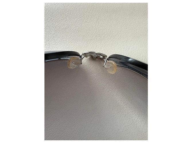 Óculos de sol Chanel em metal cinza com logo CC Metálico Azul claro - vista 8