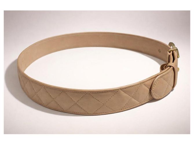 Chanel 14C Beigegoldene CC-Schnalle Gürteltasche aus Lammleder Größe 85/34 Gold hardware - Ansicht 5
