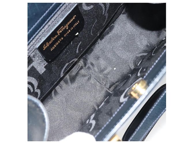 Borsa a mano in pelle Gancini Salvatore Ferragamo 2 in 1 Blu Navy Oro Auth ARZ896 - vista 11