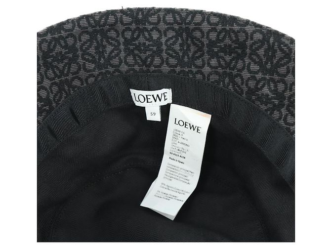 Cappello bucket nero LOEWE Anagram Ghibli Spirited Away No Face Auth SW2255SM - vista 14