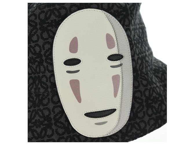 Cappello bucket nero LOEWE Anagram Ghibli Spirited Away No Face Auth SW2255SM - vista 5