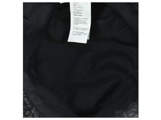 Cappello bucket nero LOEWE Anagram Ghibli Spirited Away No Face Auth SW2255SM - vista 9