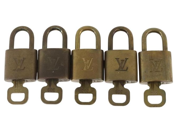 LOUIS VUITTON Set di 5 Lucchetti in Metallo Dorato LV Auth 167138 D'oro - vista 2